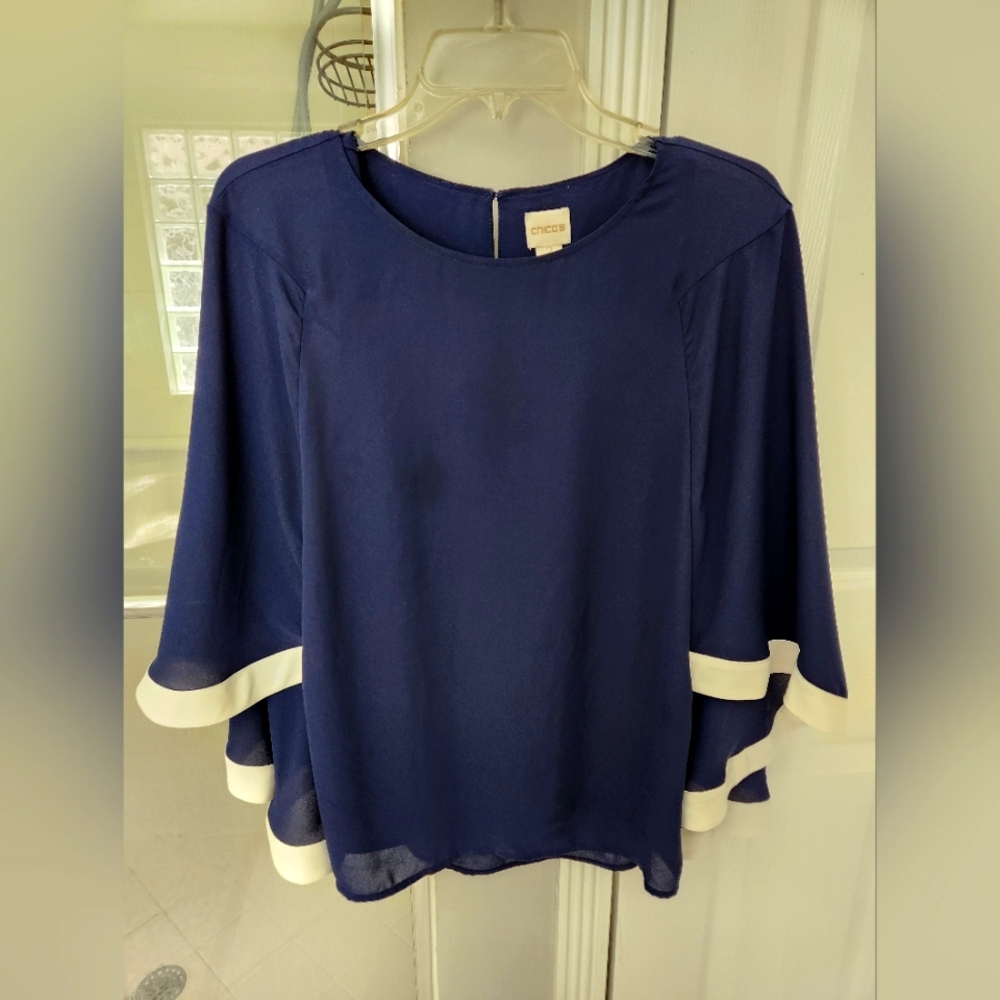 Chicos 2 STUNNING blouse